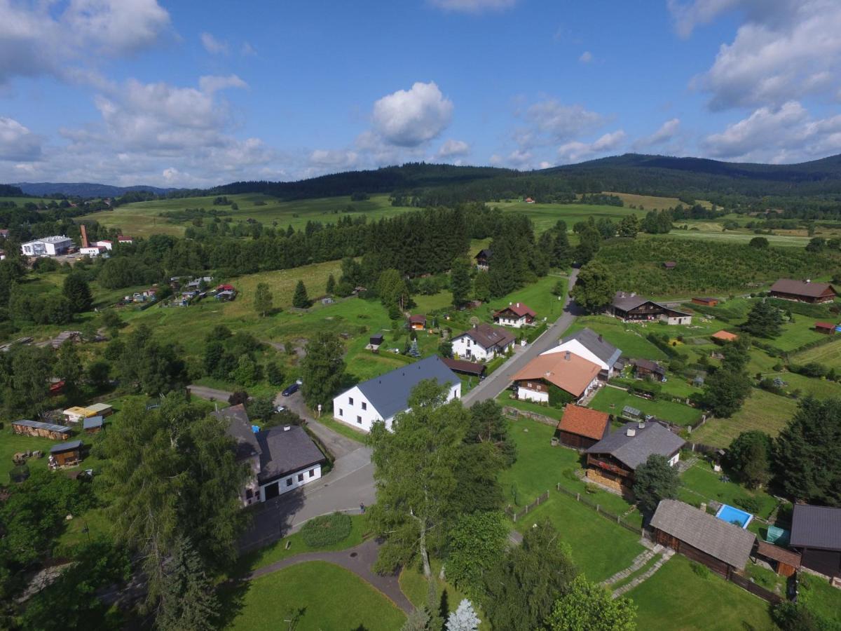 Chalupa pod Volarským rondelem Volary Exteriér fotografie